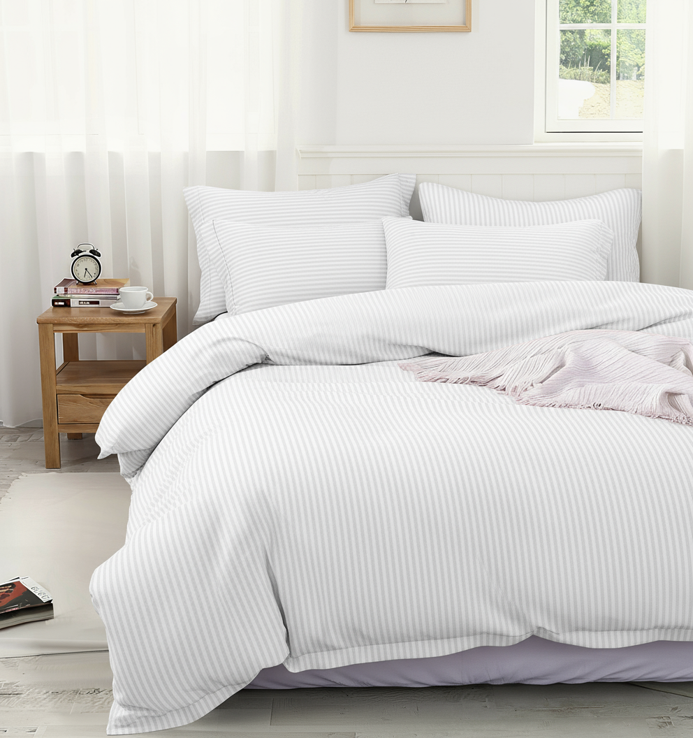 3D premium white striped bedding